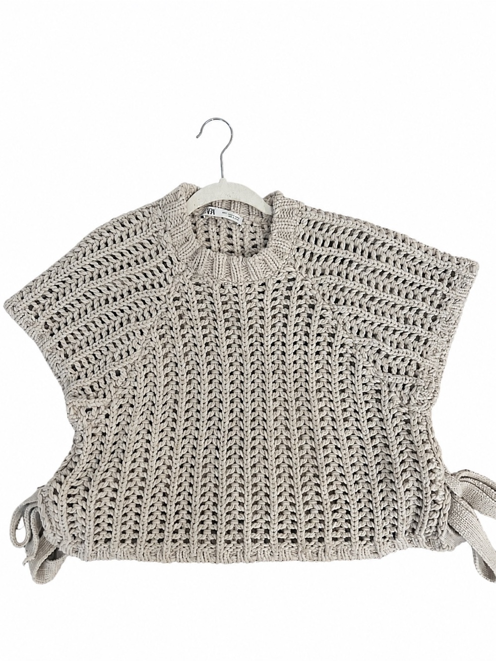 Zara Chunky Crochet Short-Sleeve Sweater Vest - Light Beige